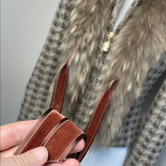 ST. JOHN fox fur Houndstooth knit wool Skirt suit set jacket silk lined - Picture 15 of 17